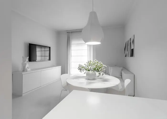 Luxury White *