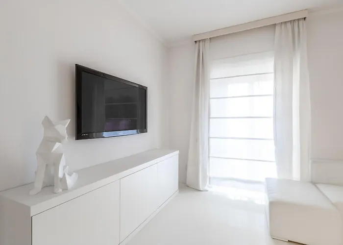 Luxury White