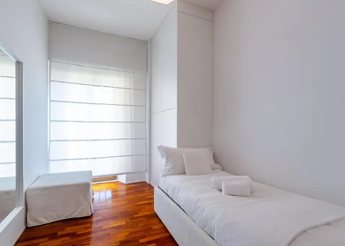 Luxury White *